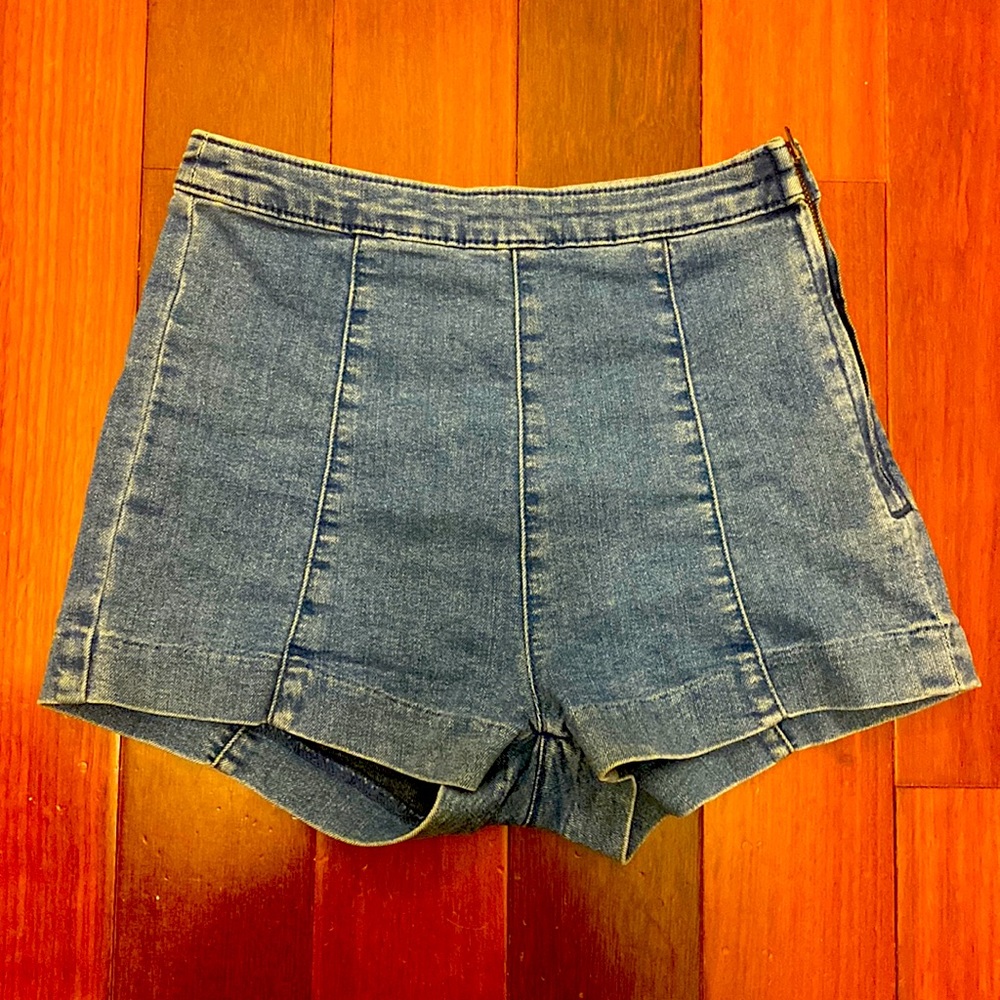 H&M | light blue high-waisted stretch denim shorts